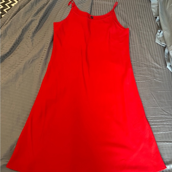 Uniqlo Red Polka Dot Dress with inner - Picture 4 of 7